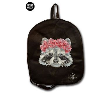 Рюкзак с авторской вышивкой Енот