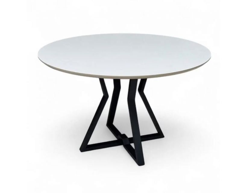 Стол круглый дизайнерский Sigma (Сигма) из дерева d-80.