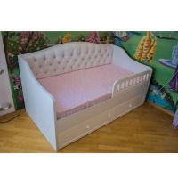 Кровать с мягкой спинкой КМС 27