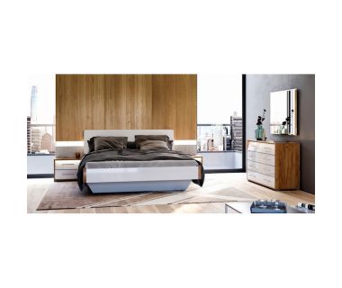 Спальня Нікі, Міромарк