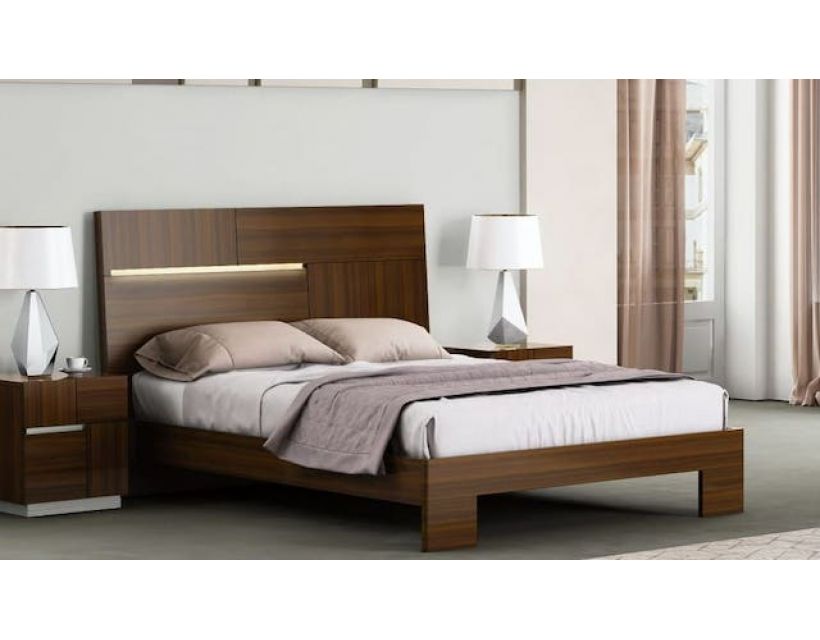 Двуспальная кровать Lion Sofiya 160*200 см из МДФ итальянский орех, глянец
