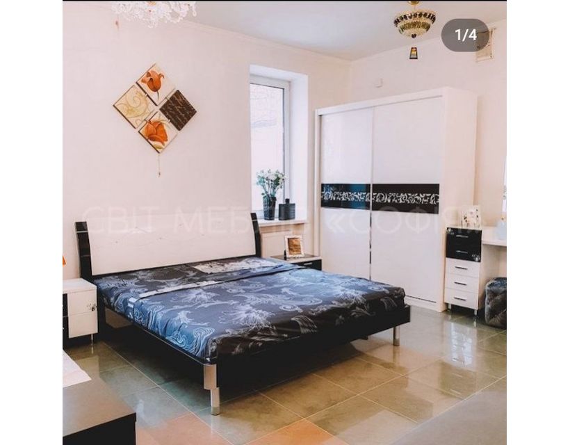 Двуспальная кровать Ажур Sofiya 180*200 см из МДФ на металлических ножках