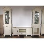 Тумба под ТВ Барселона Sofiya из массива дерева в гостиную